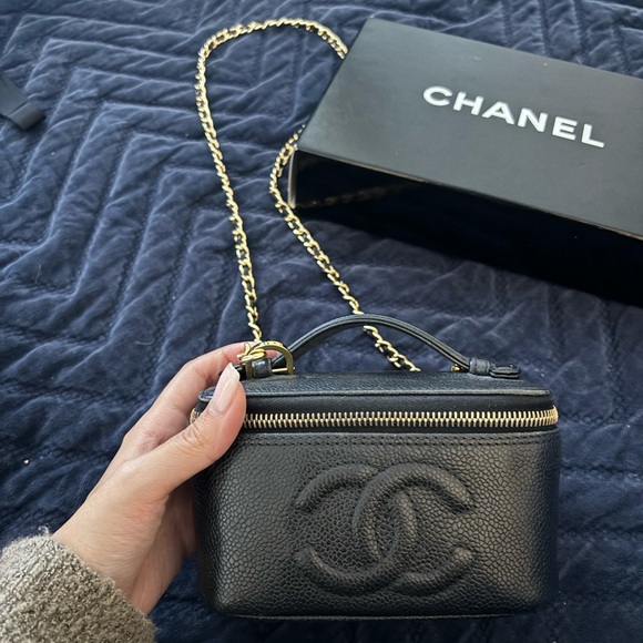 CHANEL VINTAGE Black Caviar Timeless Vanity Handbag - Picture 3 of 8